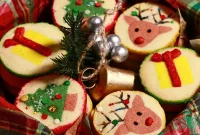 Slice-and-Bake Christmas Cookies: Tree, Reindeer & Gift Box Ideas