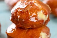 Crème Brûlée–Filled Donuts: Decadent Custard-Stuffed Doughnuts