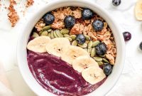 Quick Breakfast Acai Bowl with Fresh Fruit and Granola