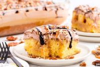 Decadent Turtle Poke Cake Recipe for Chocolate Caramel Lovers
