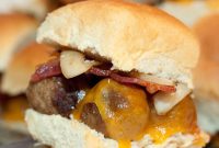 Smoky Barbecue Meatball Sliders with Tangy Sauce