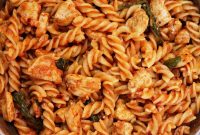 Creamy Tomato Spinach Chicken Pasta Recipe