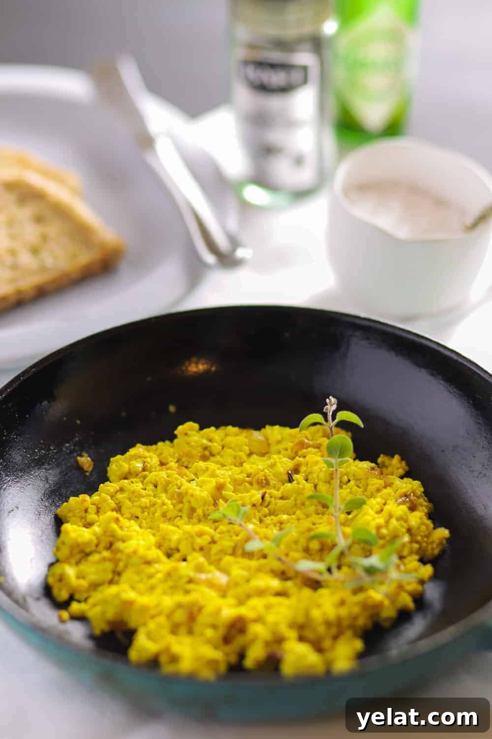 Perfectly Spiced Tofu Scramble Recipe for Flavorful Mornings 4 Pinterest graphic showing Tofu Scramble (vegan and gluten-free)