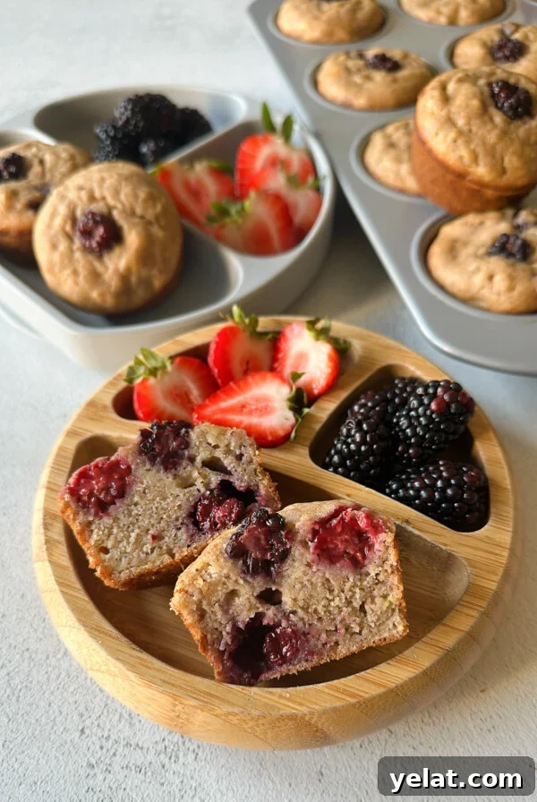 Raspberry White Chocolate Blondies Recipe — Chewy Berry Bars 11 Banana blackberry muffins served with berries.