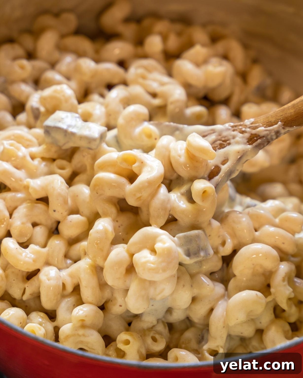 Smoky Brisket Mac and Cheese Recipe for Leftover Beef 6 A pan filled with leftover brisket mac and cheese.