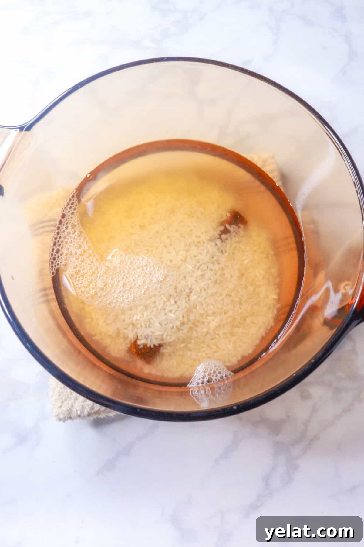 Cooking rice in cinnamon water