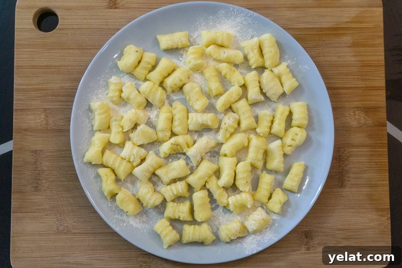 Homemade Gnocchi Without a Ricer: Step-by-Step Potato Gnocchi Guide 2 Homemade Gnocchi Without a Ricer