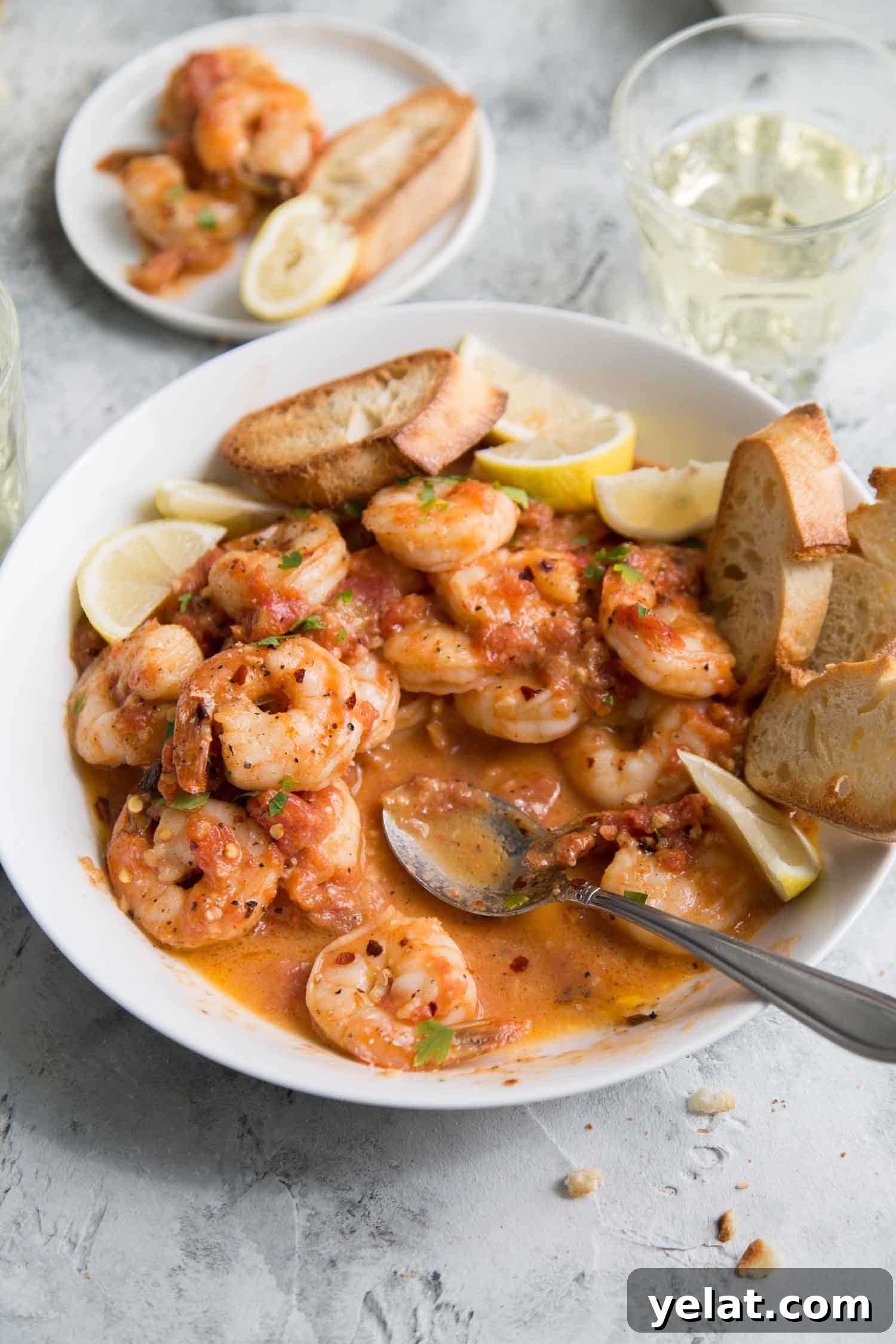 Tomato Shrimp Scampi Recipe: Garlic Butter Pasta with Fresh Tomatoes 6 Tomato Shrimp Scampi
