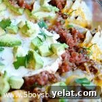 Ultimate spicy beef nachos