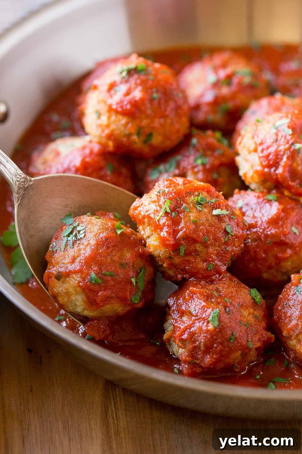 Italian Baked Turkey Meatballs with Herbed Tomato Sauce 3 Italian Turkey Meatballs