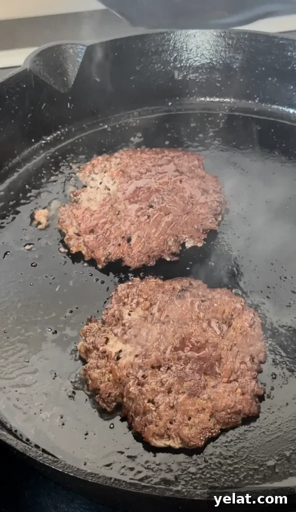 Texas Toast Bacon Cheesburgers with Melty Cheese and Crispy Bacon 4 cripsy 80/20 burgers for smash burgers
