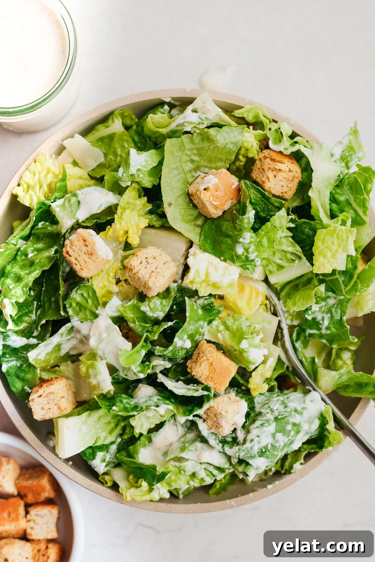 Creamy Anchovy-Free Caesar Dressing Recipe for Fresh Salads 2 img 34892 1