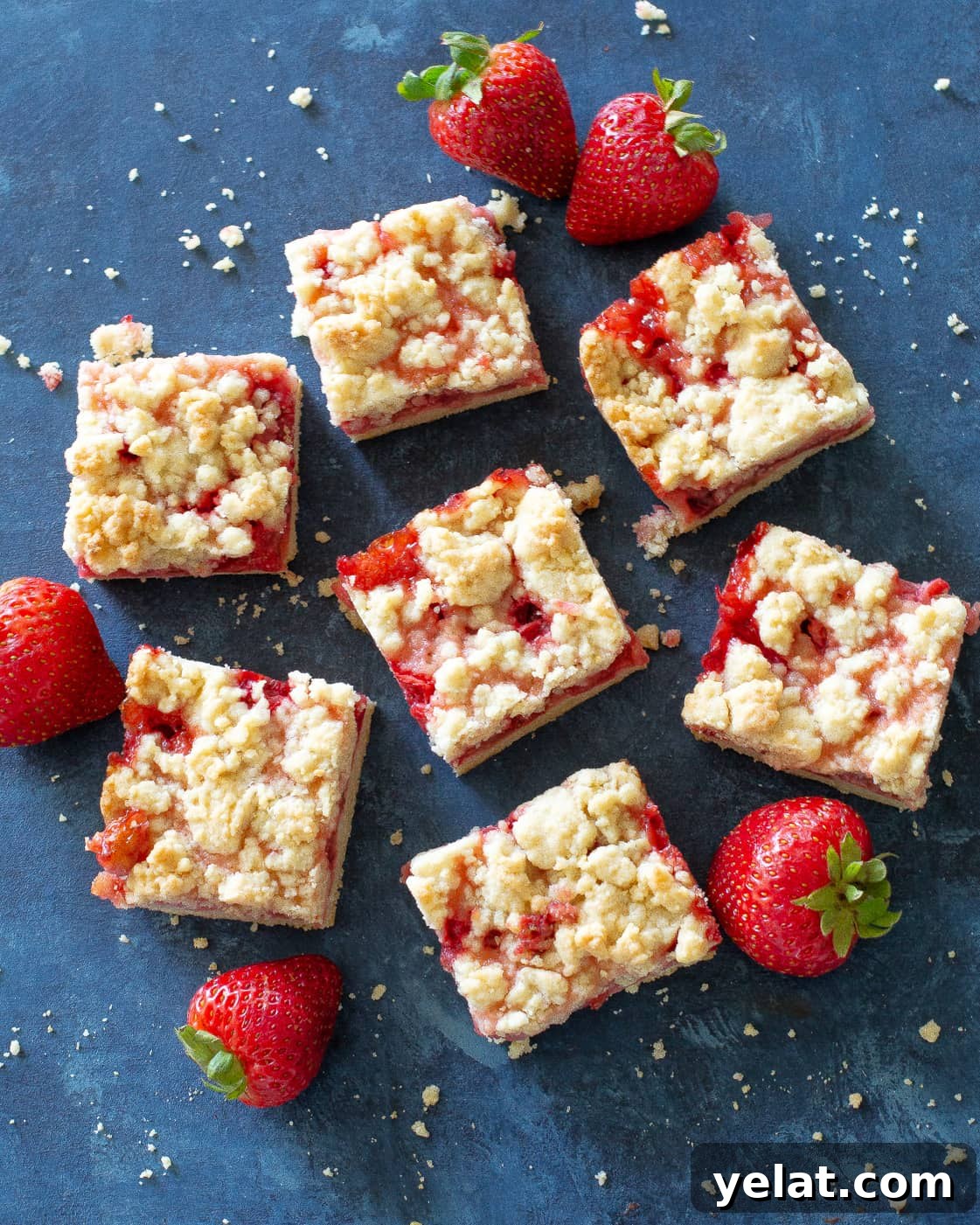 Strawberry Crumble Bars with Buttery Oat Crust 3 strawberry crumb bars