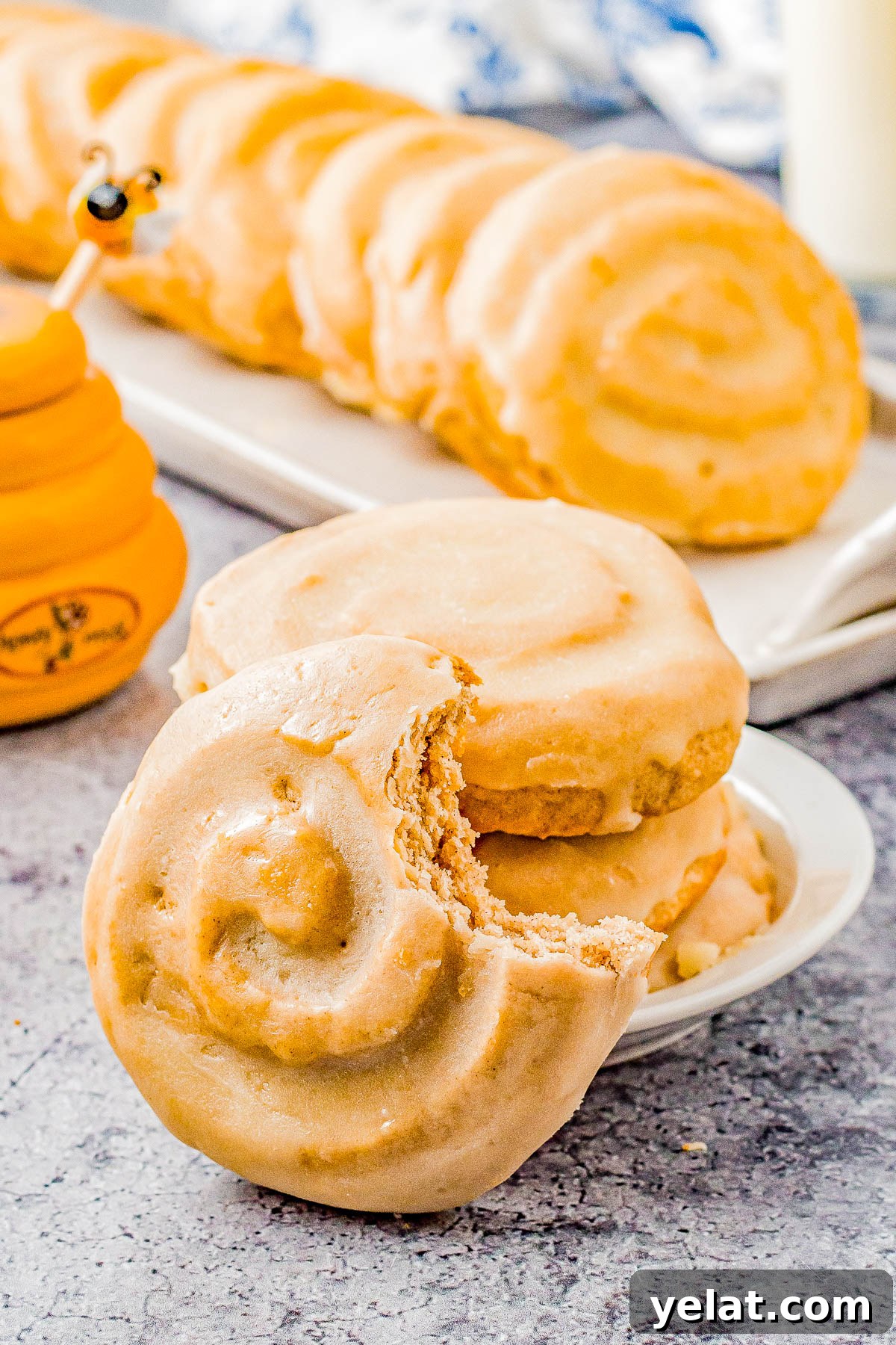 Soft-Baked Honey Bun Cookies Recipe for Irresistible Flavor 4 Freshly baked honey bun cookies with honey glaze